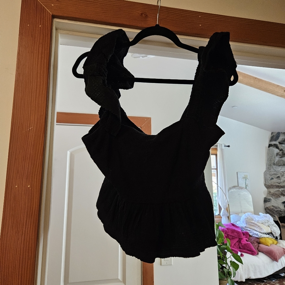 Elegant Black Ruffled Top